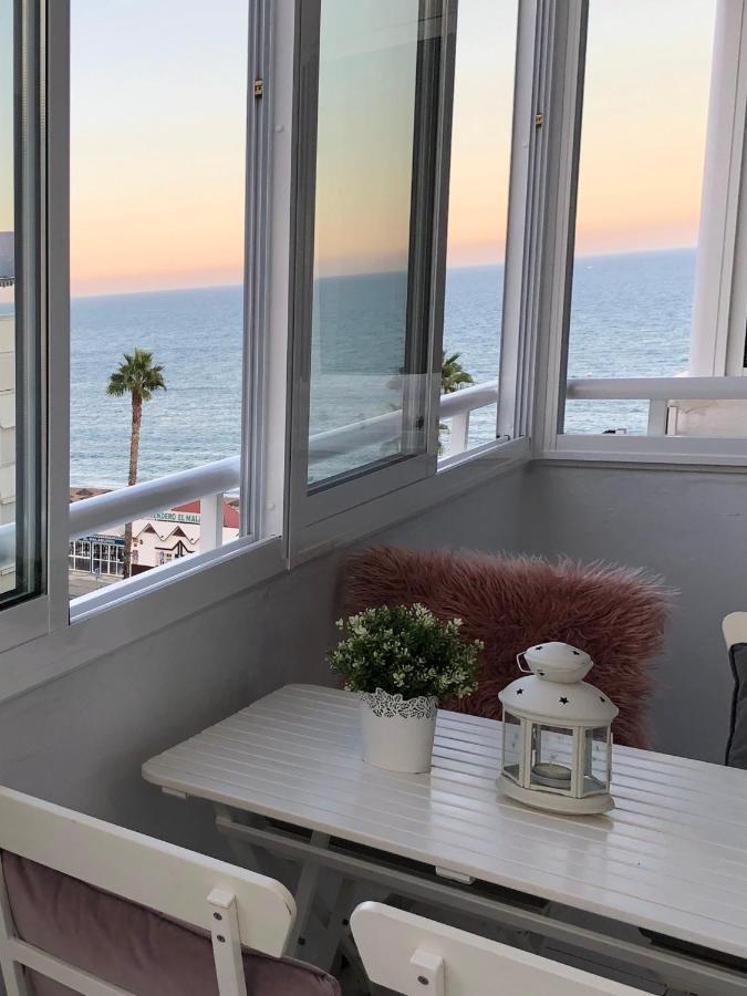 Victoria Luxury Beachfront Apartment In Benalmadena Costa Luaran gambar