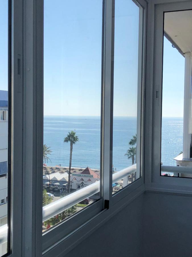 Victoria Luxury Beachfront Apartment In Benalmadena Costa Luaran gambar